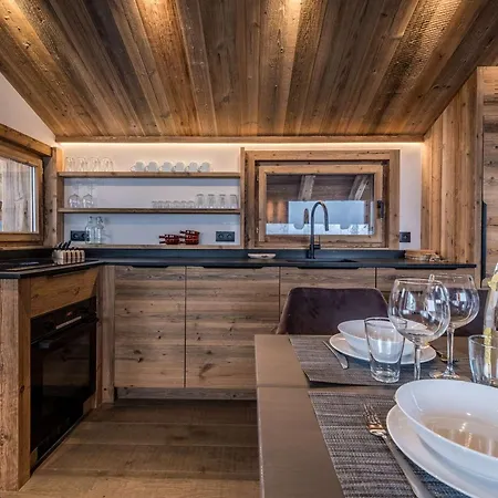 Chalet Courchevel, 4 Pieces, 5 Personnes - Fr-1-631-186 Courchevel